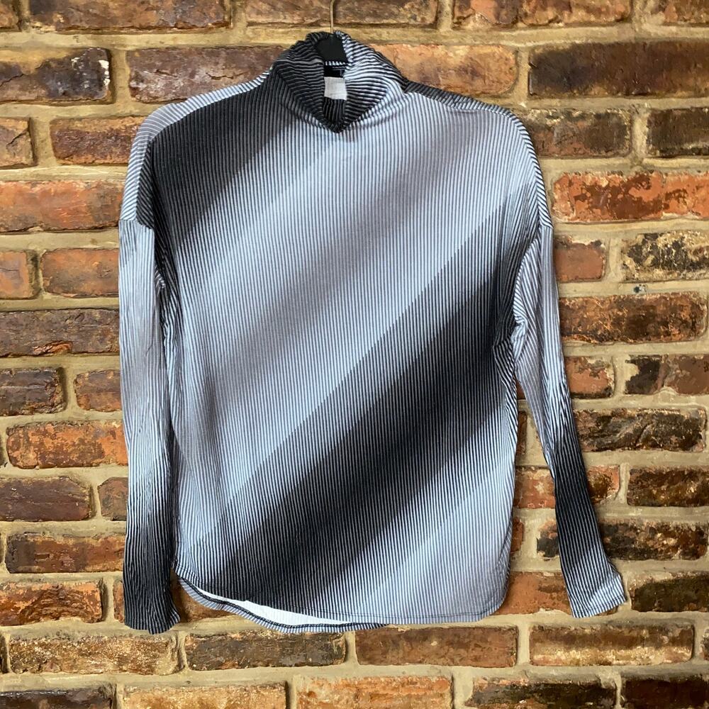 Tahari Black White Gray Striped Long Sleeve Turtleneck Top Women's Size XS